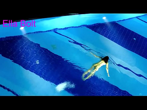 ❤️ Jeg kan ikke stoppe med at se, ung blondine fanget i at svømme nøgen i ELLA BOLT resort pool Sex video at da.tubsexer-porn.ru ❌️